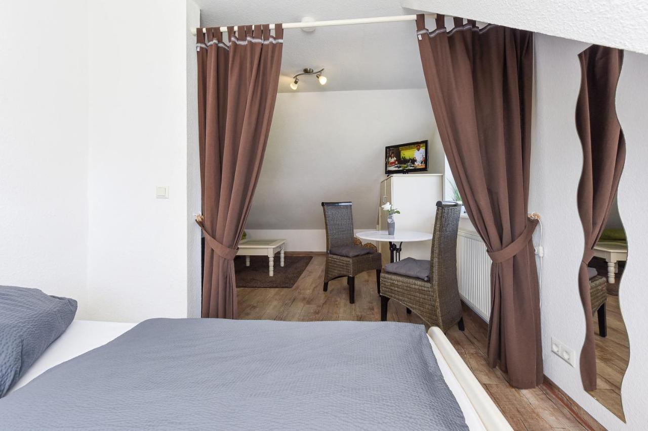 Ferienwohnungen Im Haus Friesische Weite Schillig Esterno foto