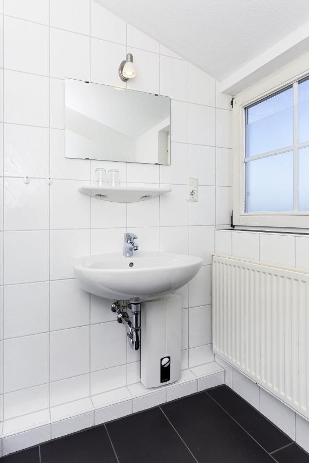 Ferienwohnungen Im Haus Friesische Weite Schillig Esterno foto